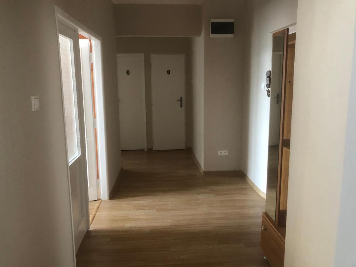 Apartman Bea, Snp 12 Velky Krtis Eksteriør billede